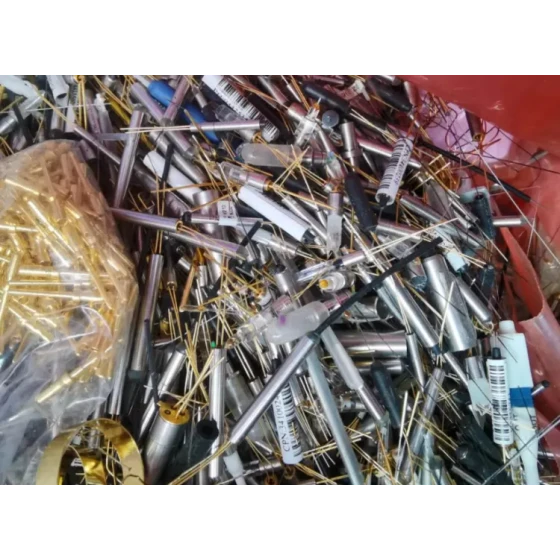 ポリ金属廃棄物のカスケード分離回収試験