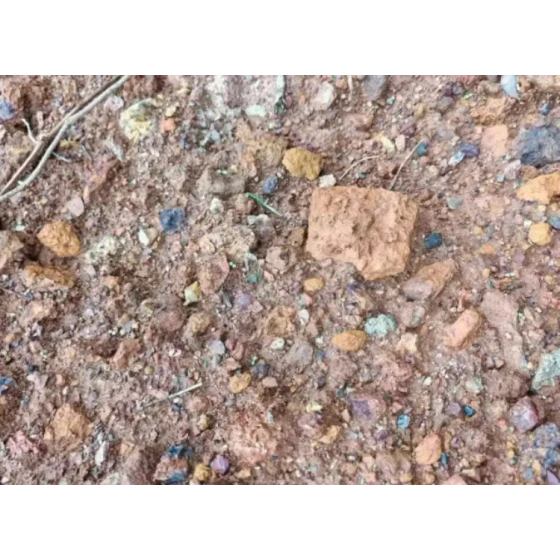 鉛亜鉛酸化鉱の鉱物処理試験