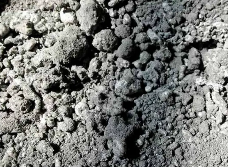 湿式製錬スラグの処理と回収試験